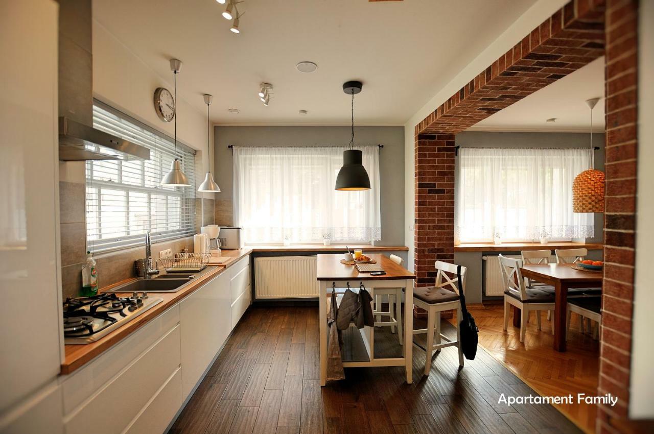 Bialy Dom - 2 Bedrooms Katowice Exterior foto