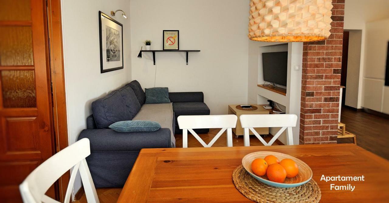 Bialy Dom - 2 Bedrooms Katowice Exterior foto